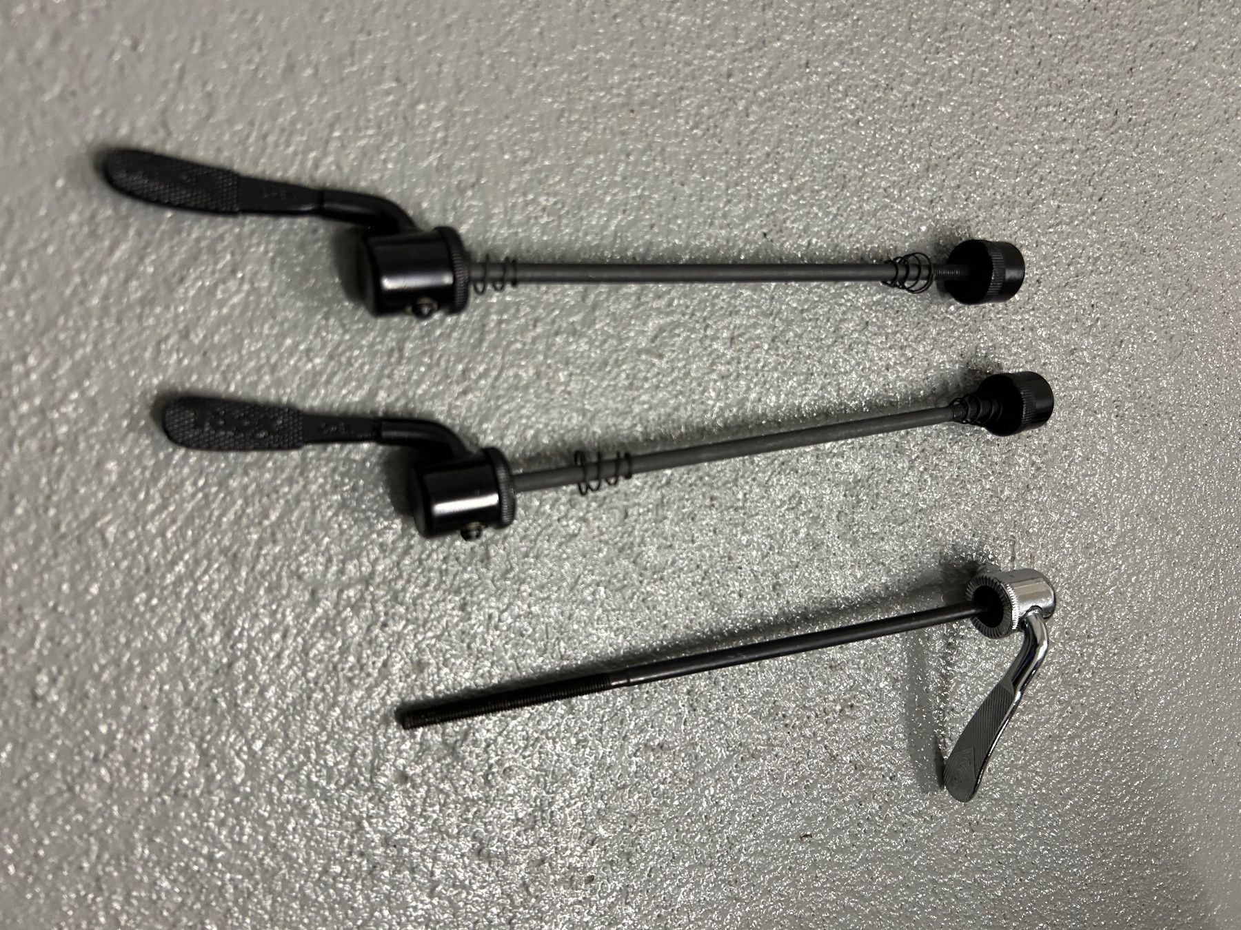 Ersatzteile: Schnellspanner Rollentrainer – Gebraucht aus Amriswil von