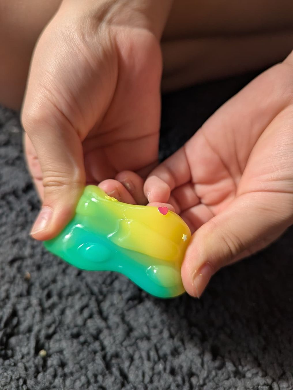 Spielzeuge: Kleine Squishy Pfote – Neu und originalverpackt aus Zug von mia_yvt2 2