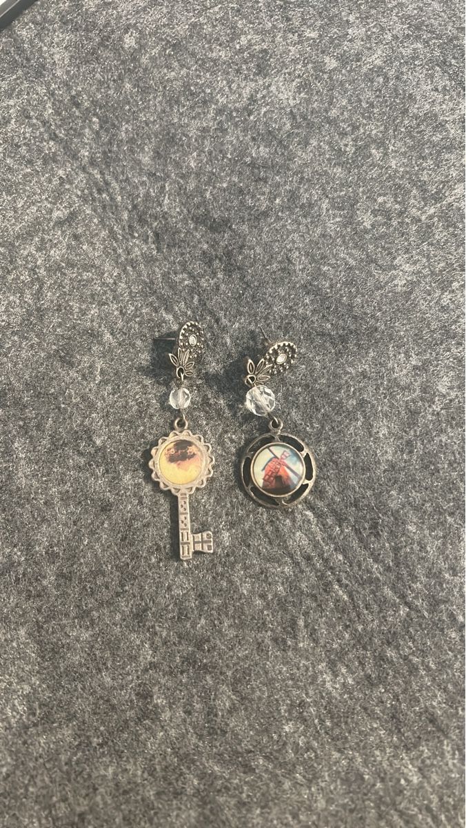 Dolce & Gabbana Boucles d'oreille: Dolce Gabbana Ohrringe – Neuf (Voir description) à Kriens par lor_2x76