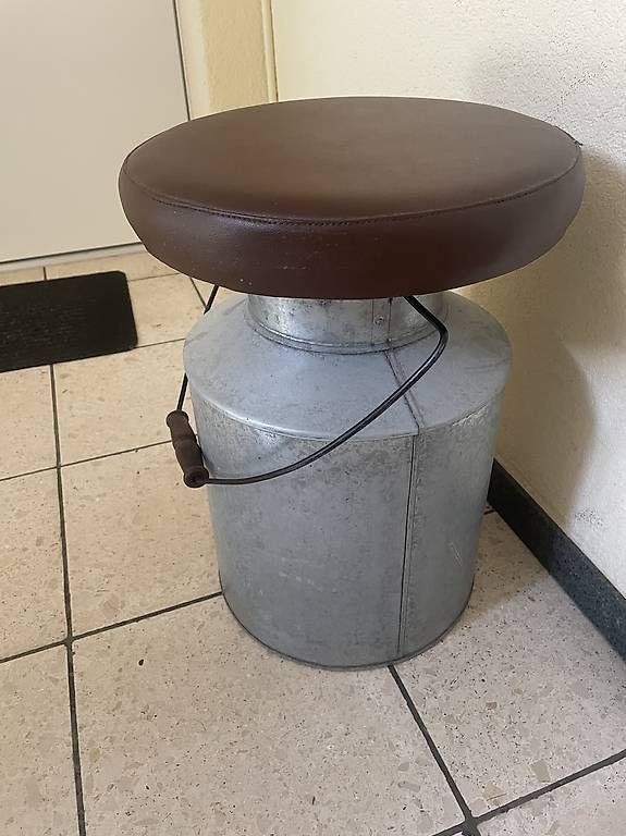 Hocker: Upcycling Milchkannen - Hocker mit Stauraum – Gebraucht aus Dübendorf von rocki07 1