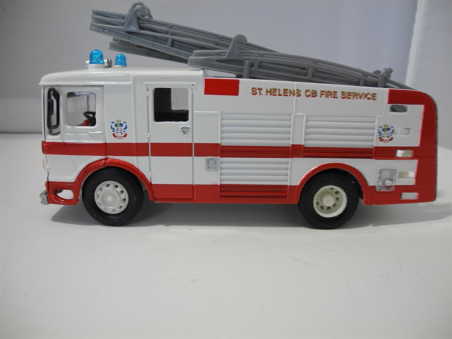 Corgi Toys Modellini d'auto: Corgi 21901 St. Helens Fire Brig, Nr.x38 – Nuovo e nell'imballaggio originale da Kottwil venduto da Crazyrolf 2