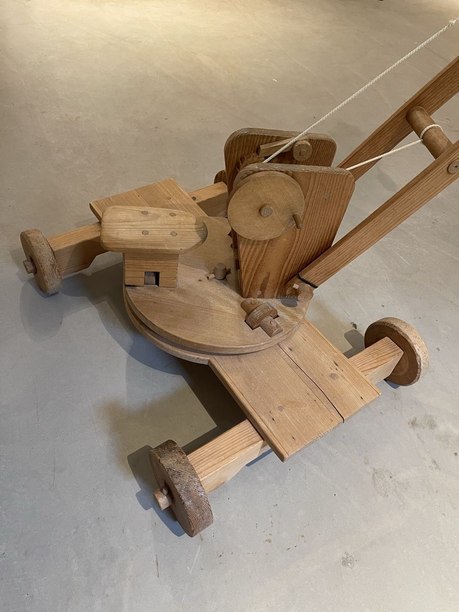 Giocattoli: Grosser Holz Kran, Spielzeug – Usato da St. Gallen venduto da fundstaette 4