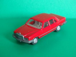 Mercedes 450 SE von Wiking 1/87