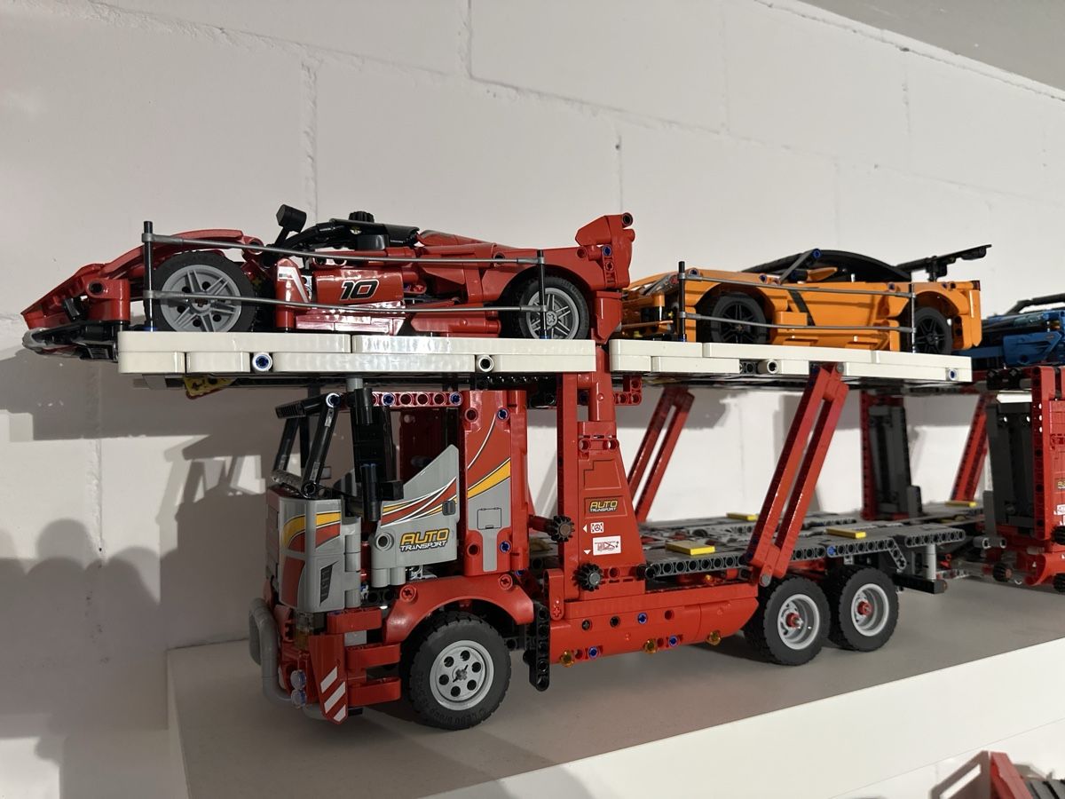 Lego Baukästen: LEGO Technic Auto Transporter 42098 gebraucht – Gebraucht aus Itingen von Bart9999