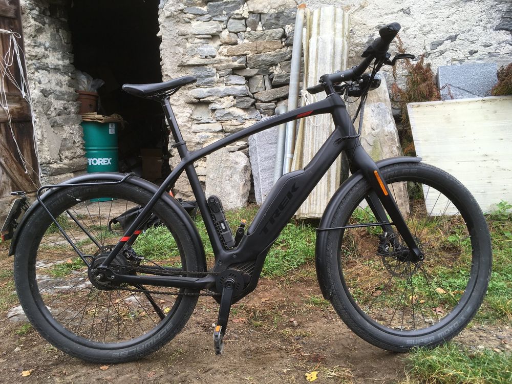 Trek super commuter+ best sale 9 2018 electric bike