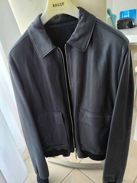 Jacken: Bally Lederjacke Dunkelblau XL – Gebraucht aus Wangen ZH von Tusch20