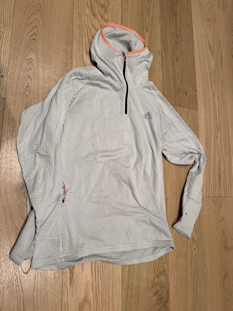 Adidas T-shirt: Shirt Adidas – Nuovo (secondo la descrizione) da Davos Platz venduto da mbe_r5tv 1