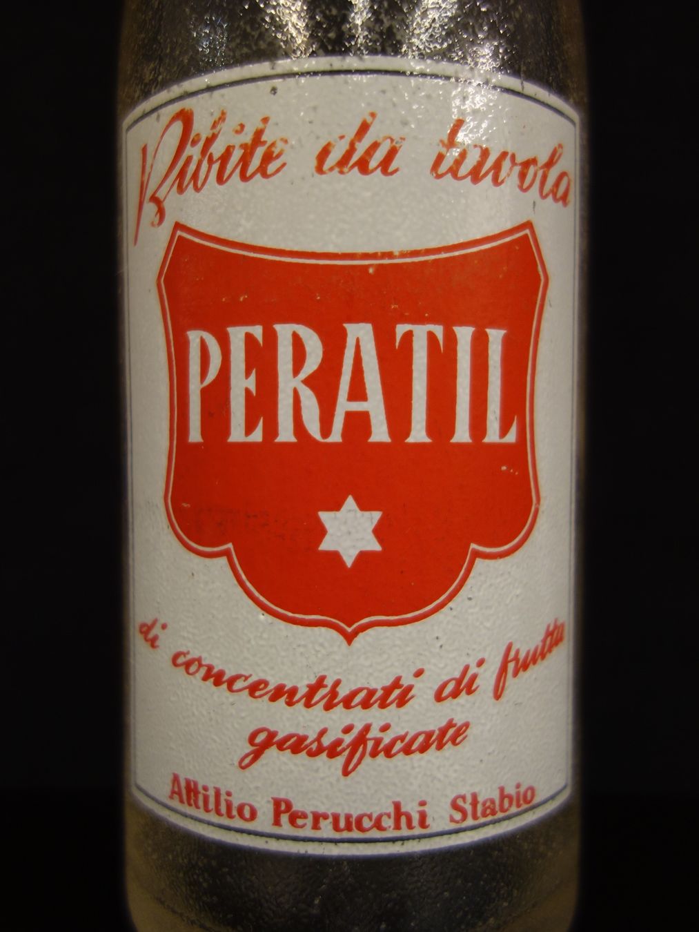 Bicchieri, Caraffe & Bottiglie: alte Flasche PERATIL ATTILIO PERUCCHI STABIO – Usato da Kerzers venduto da Flaschenposten 4