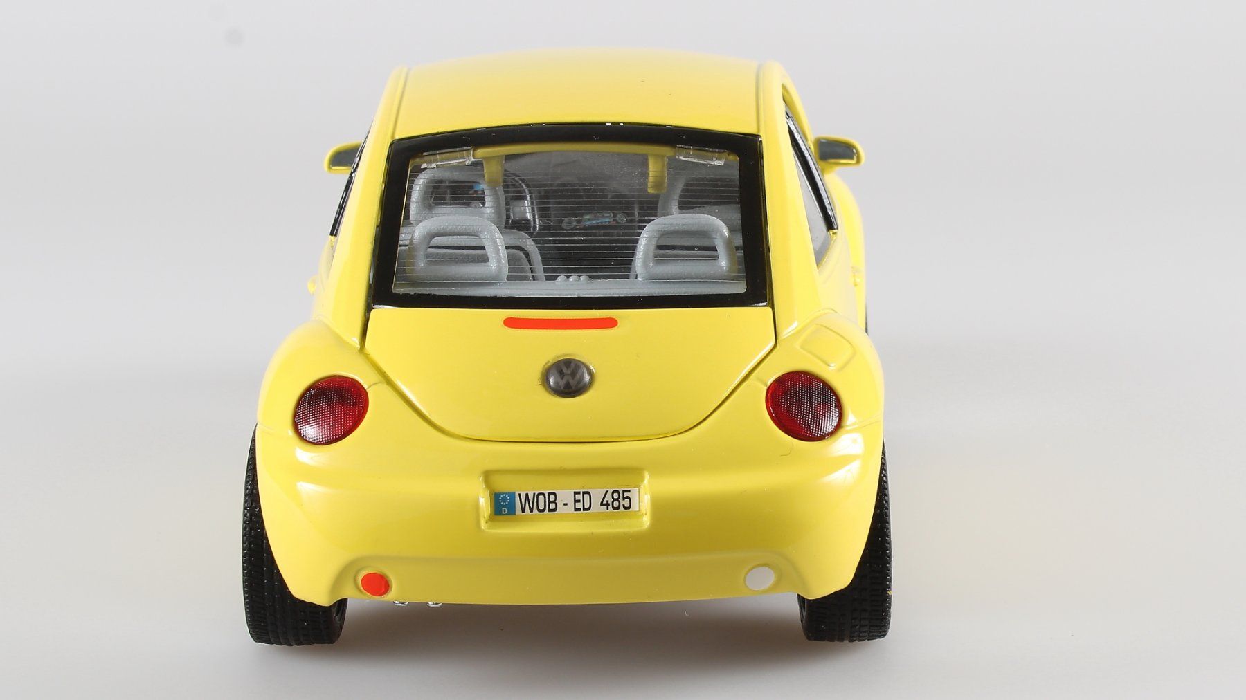 Bburago Modellini d'auto: VW New Beetle – Usato da Gossau SG venduto da mifab 4