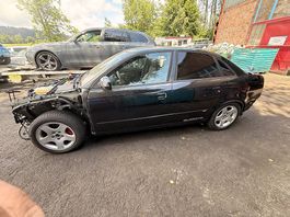 Audi S4 Ersatzteile 