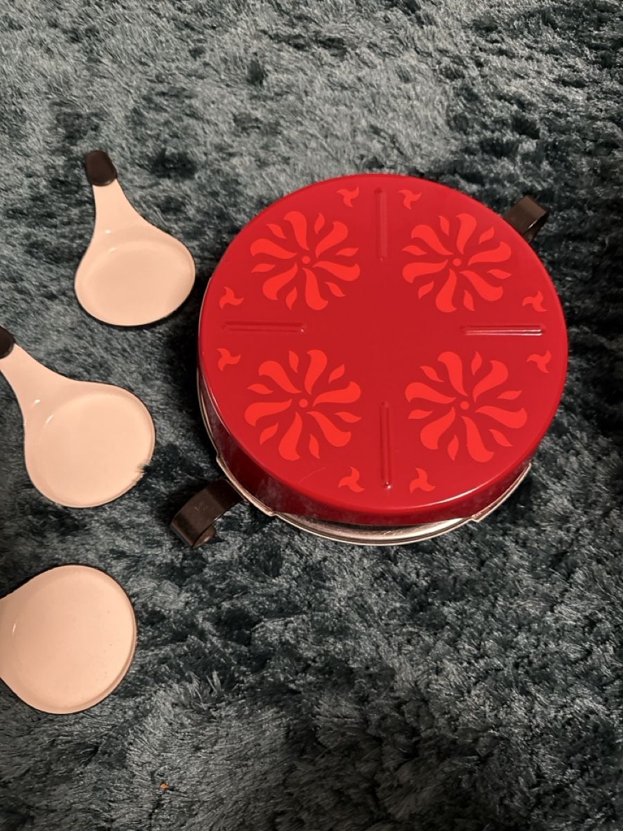 Appareil à raclette 8 personnes | Used   like new | €20.00 | Sains du Nord, Nord Pas de Calais