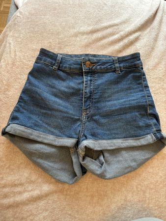 Short en jeans