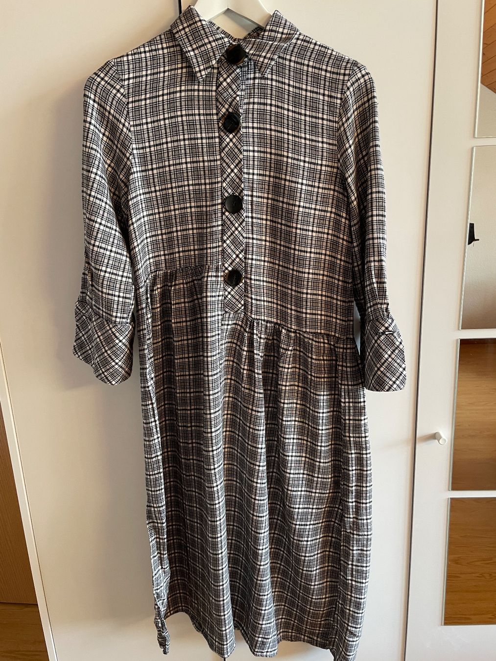 Zara Kleider: Kleid kariert Zara Gr. XS – Gebraucht aus Münsingen von Secondhand89