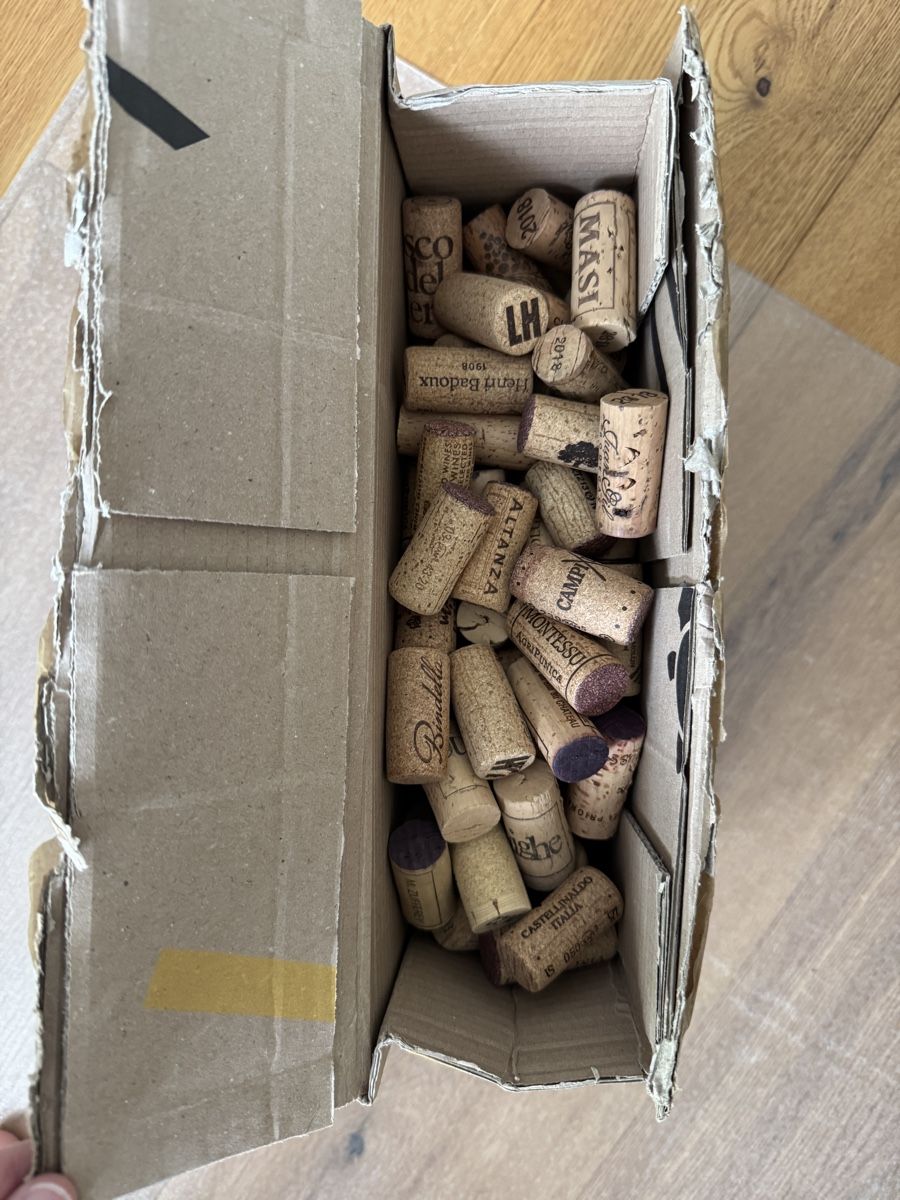 Apribottiglie & Tappi per chiusura: Wein-Korken – Usato da Herisau venduto da Jumanji-J