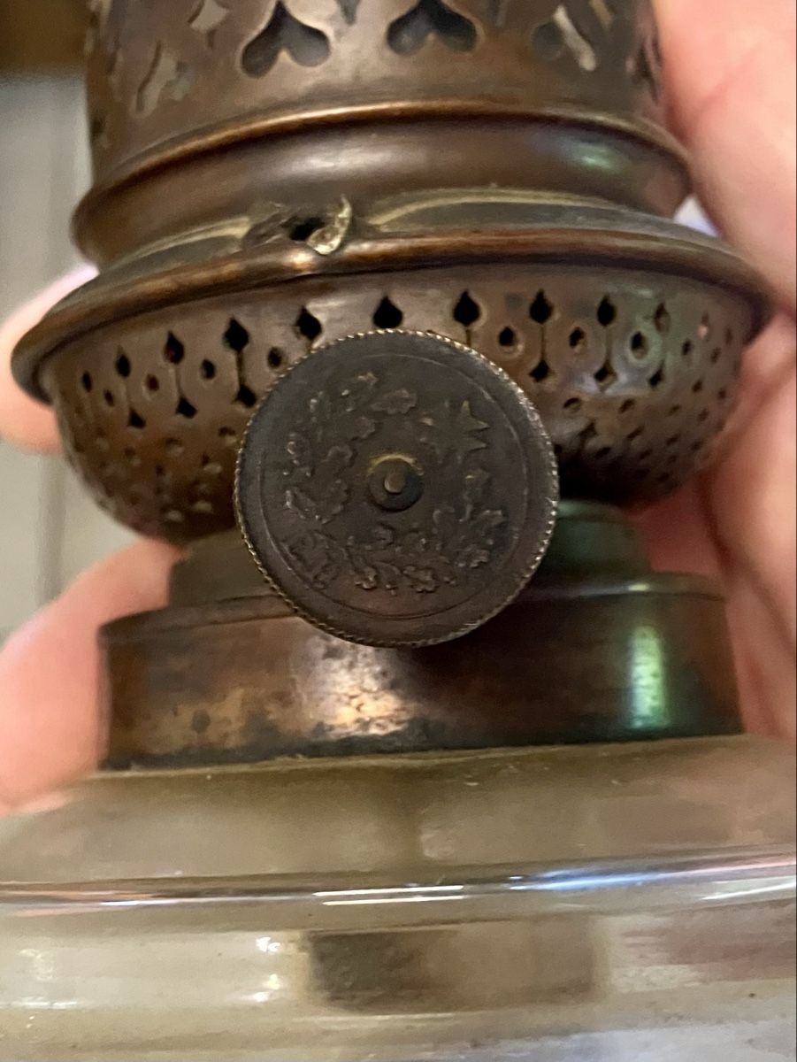 Lampes anciennes: Lampe à pétrole  – D'occasion à Puidoux par lemacos 7