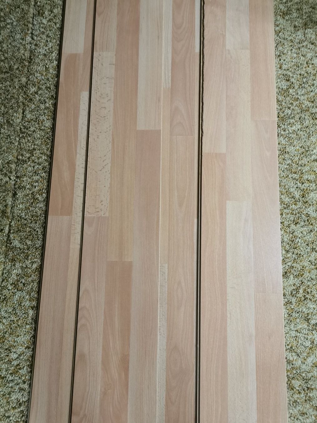 Articoli in legno: Laminat (Buche) – Nuovo (secondo la descrizione) da Glattfelden venduto da sut_q8d2 1