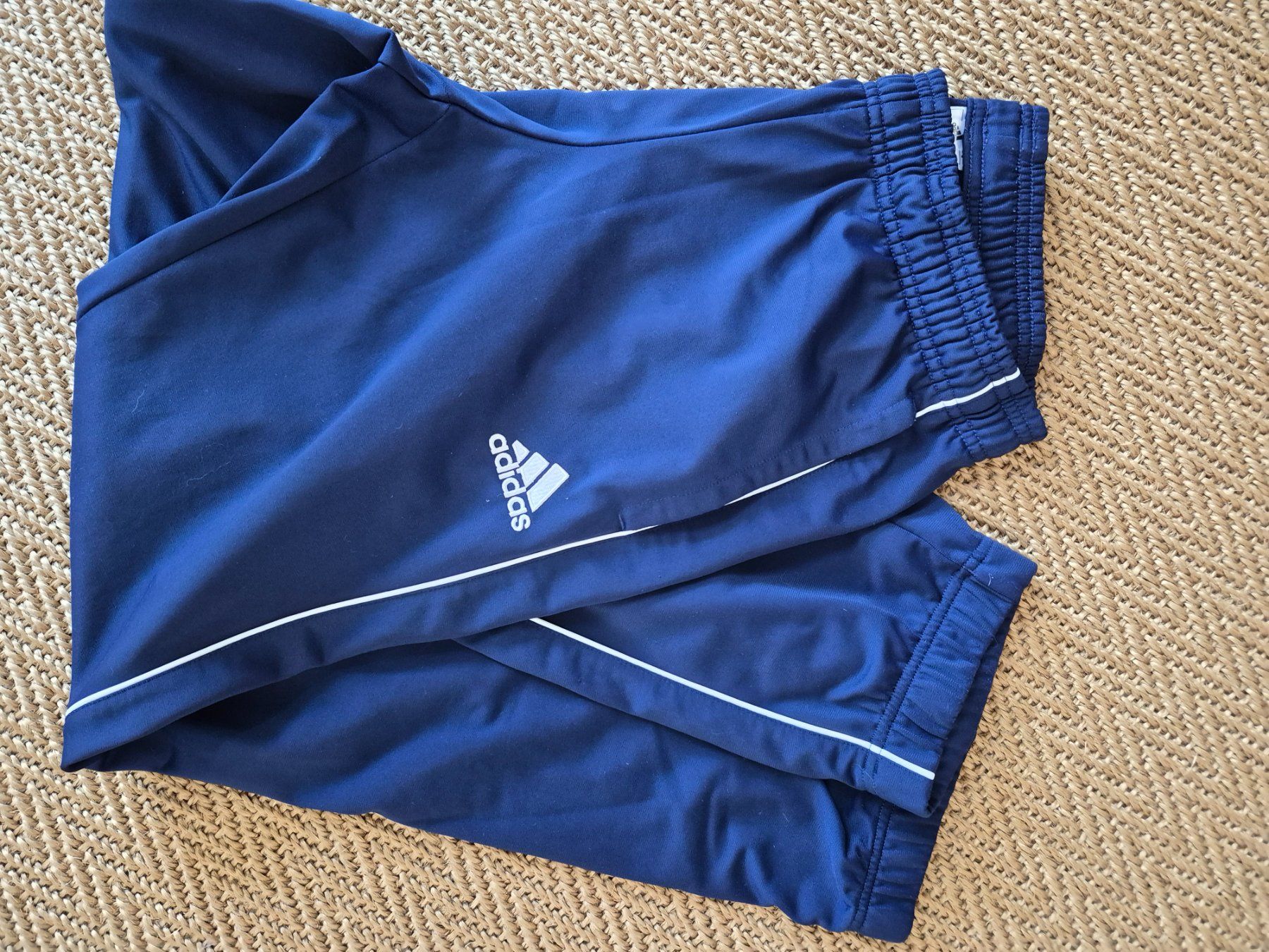 Adidas Pantalons: ADIDAS Trainerhose – D'occasion à Zürich par Mokile 1