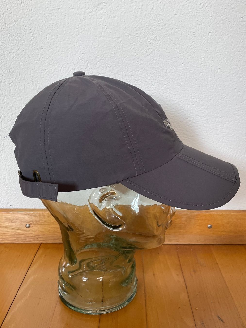North Face Copricapi, berretti & cappellini: Vintage 90s North face folding cap – Usato da Zürich venduto da le_souk 3