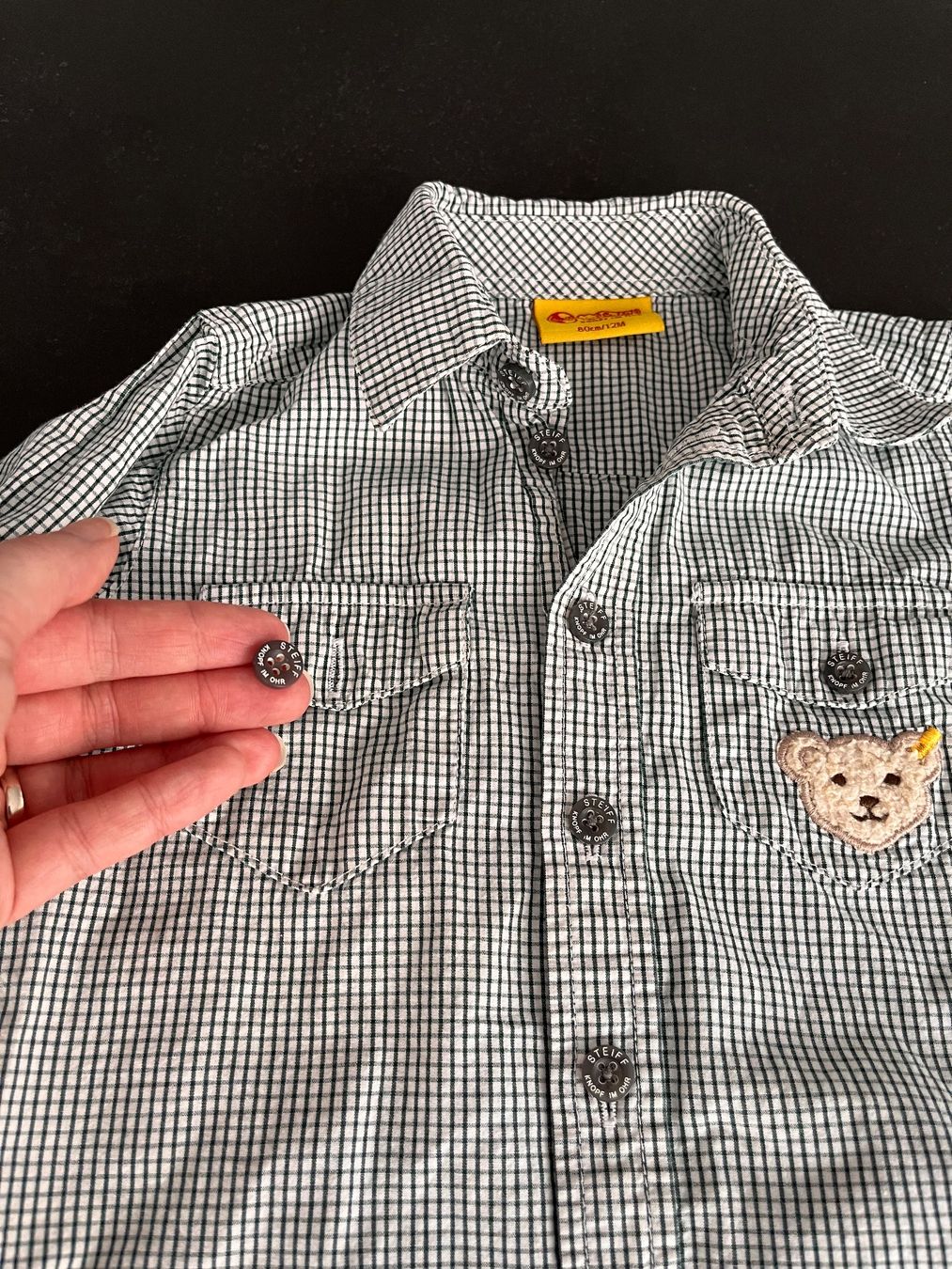 Steiff Camicie, Top & T-shirt: Steiff Hemd Gr. 80 grün-weiss kariert – Nuovo e nell'imballaggio originale da Wohlen AG venduto da kissne4 9