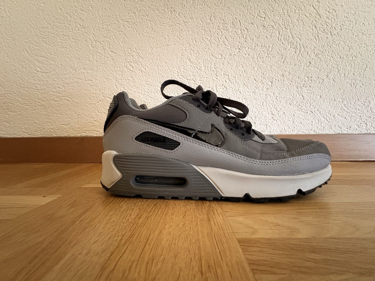 Nike Damenschuhe: Nike Air Max – Neu (gemäss Beschreibung) aus Wetzikon ZH von eltorors 2