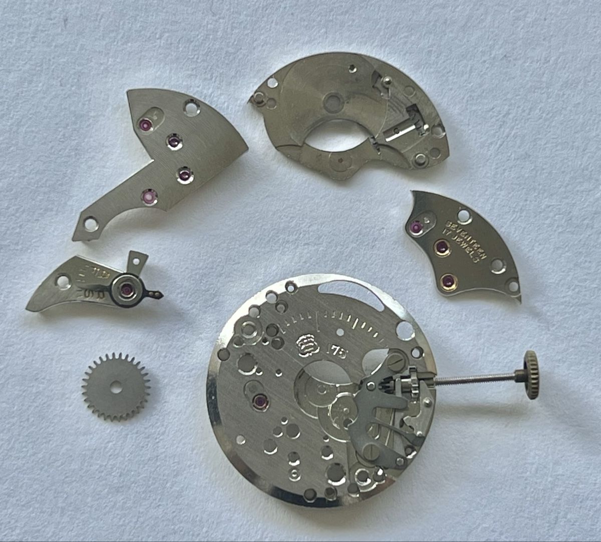 Tutti gli attrezzi: FEF 175 Mouvement de montre 17 rubis Démonté usagé – Nuovo (secondo la descrizione) da Chavornay venduto da MD_77