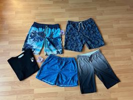 4 Badeshorts / Badehosen / Shorts & Cooles T-Shirt mit Print