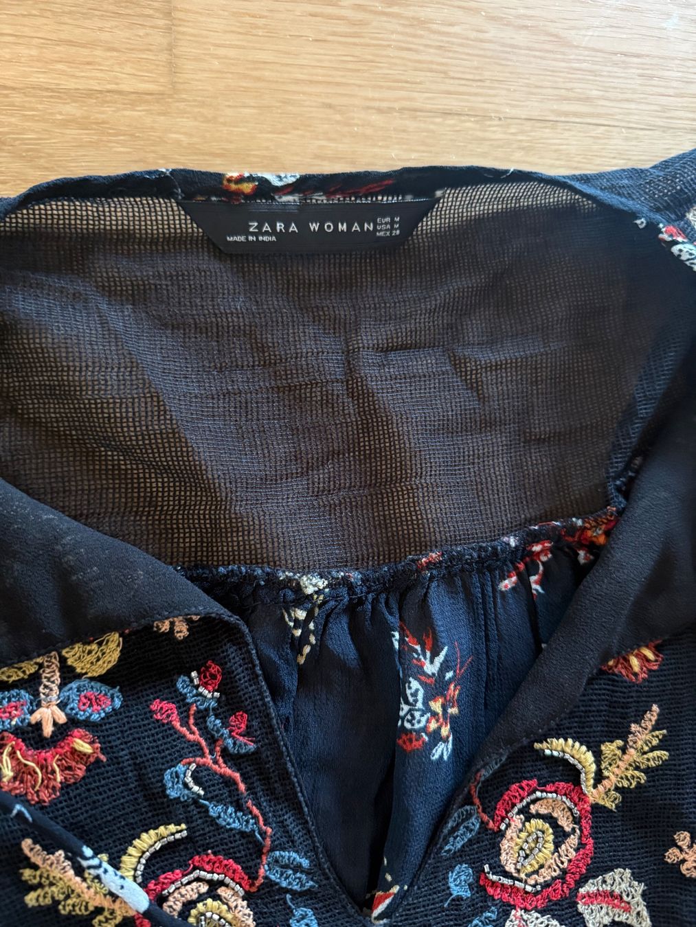 Zara Camicette: ZARA Bluse / Tunika – Usato da Zürich venduto da iva_7658 1