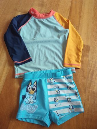 Badehose mit UV Shirt Gr. 98/104