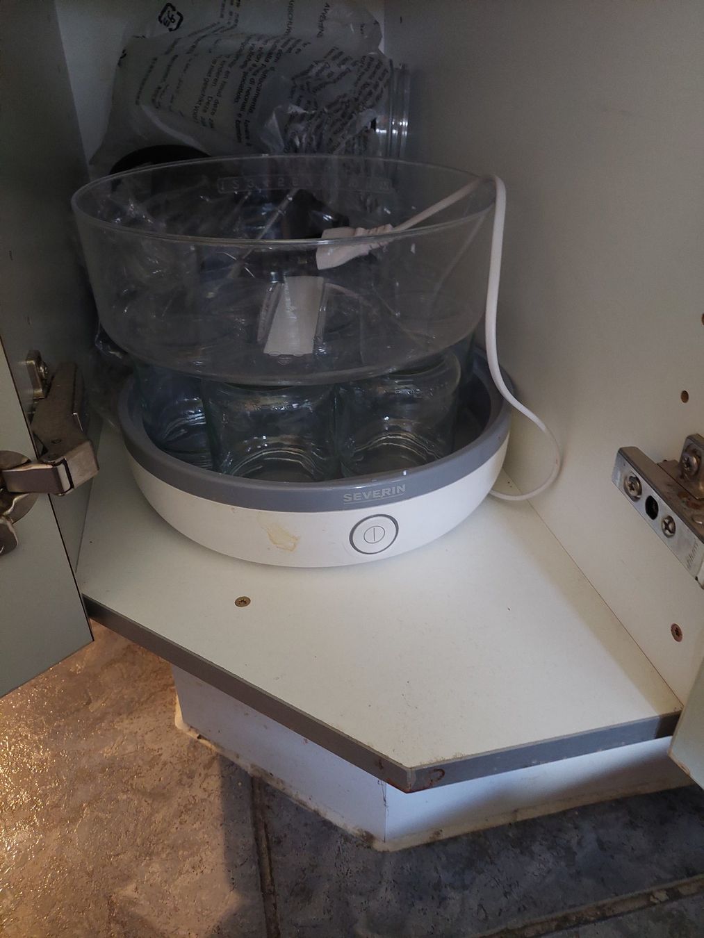 Appareils de cuisine: Fondue (chocolate), Joghurt Machine, Fläsche – D'occasion à Zürich par Yitzi 1