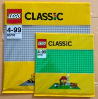 2 x Lego Baseplate 10701 und 10700