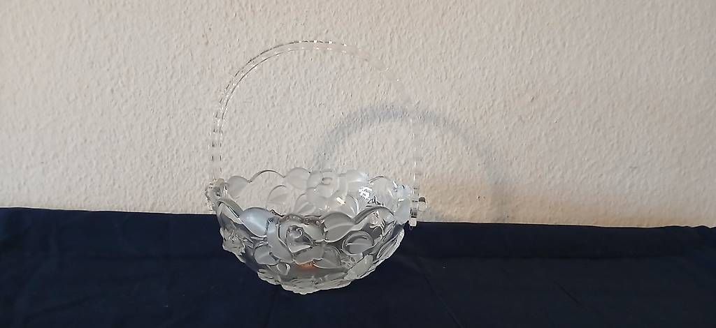Walther Glas Schalen: Walther Glas Korb mit Henkel Vintage – Neu (gemäss Beschreibung) aus Greifensee von Foxglove 2