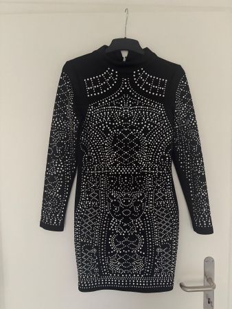 Dress worn 2 times - Size M