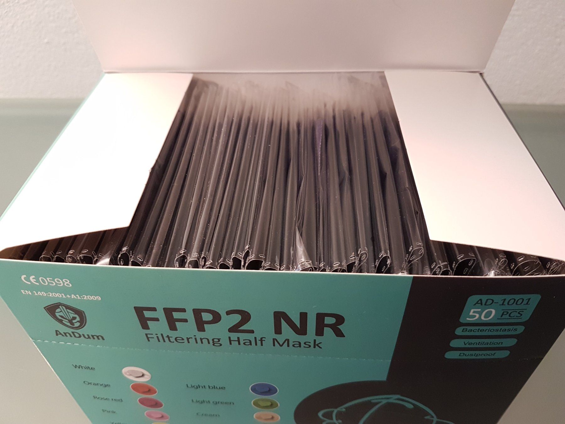 Gesichts- und Gehörschutz: Mascherine FFP2 NERO - scatola 50 pezzi – Neu und originalverpackt aus Massagno von Massimo037 4