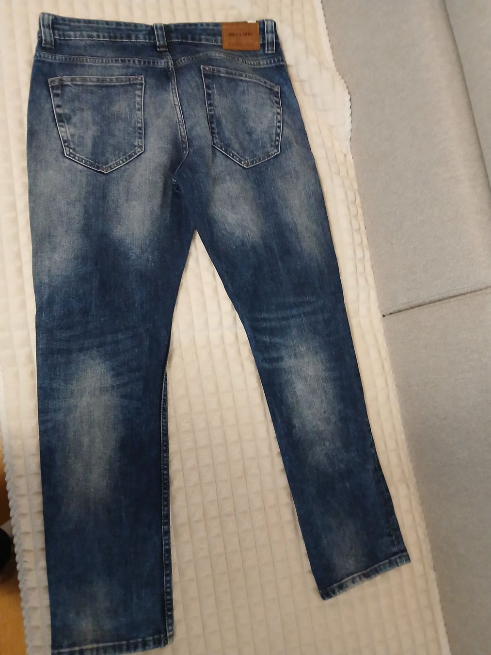 Jeans: Only & Sons Jeans, Gr. 33/30, Destroyed Look – Nuovo (secondo la descrizione) da Glattbrugg venduto da fin_66d8 2