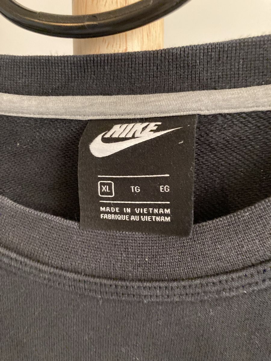 Maglioni & Felpe: Nike Sweater – Usato da Zürich venduto da Dawudi 1