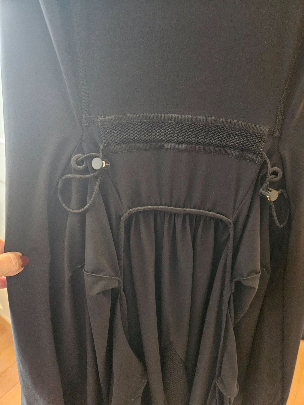 Vestiti: HIGH USE Kleid Schwarz – Usato da Bern venduto da Alea6892 6