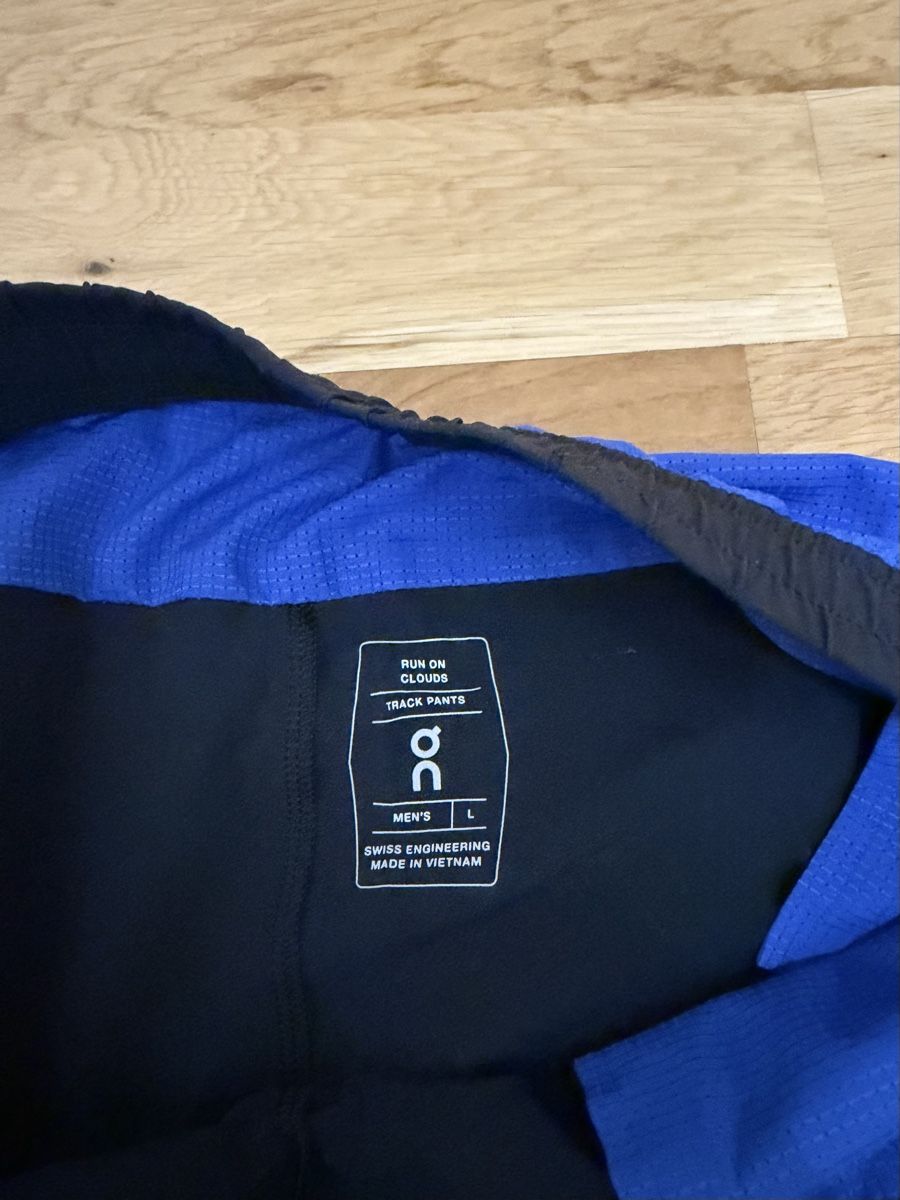 Pantaloni: On Running Hose – Usato da Zürich venduto da ya66in 2