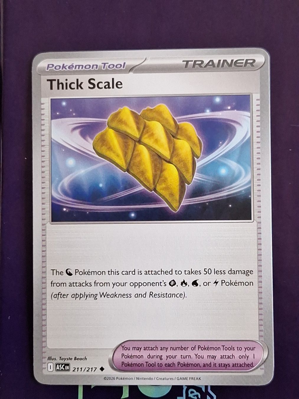 Pokémon Carte collezionabili: Thick Scale - Pokemon Ascended Heroes – Usato da Altstätten SG venduto da GGsGameshop