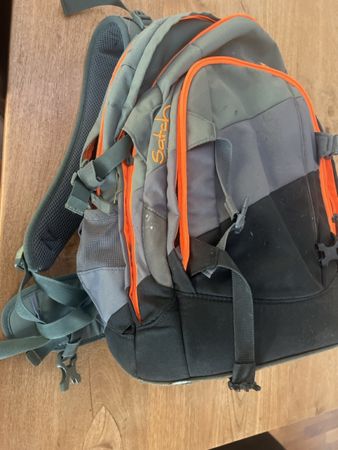 Rucksack Satch grau orange Junge  gebraucht