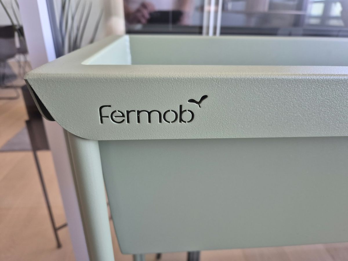 Fermob Vasi per fiori: Fermob Terrazza Blumenkasten in Kaktus – Nuovo (secondo la descrizione) da Neuhausen venduto da ann-kathrin9 3