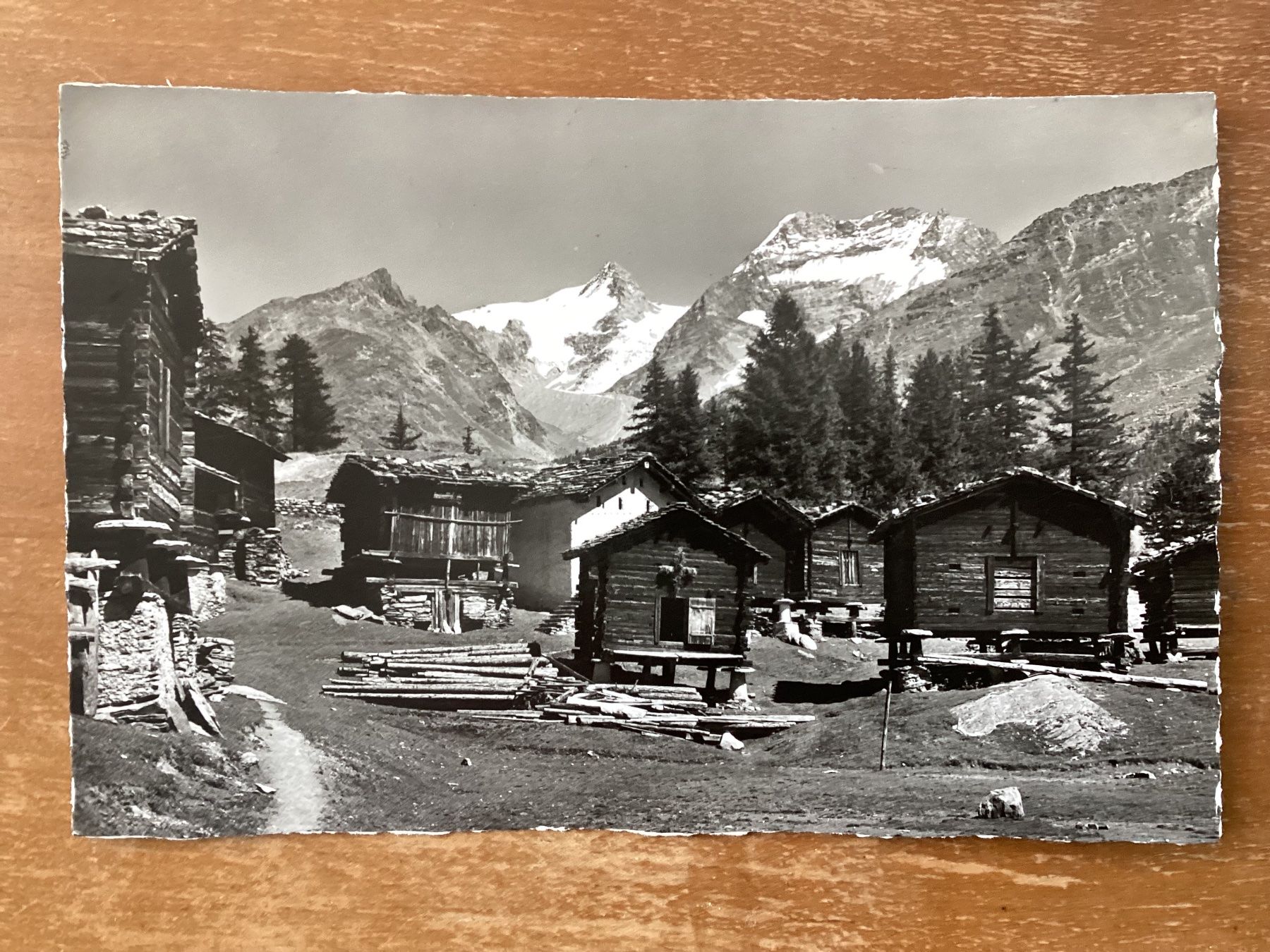 Cartoline postali: AK Stadel in der Lohmatte bei Saas-Fee – Usato da Zürich venduto da Tolima194