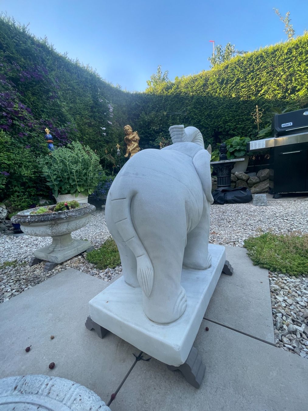 Sculture & Statue: 2x Marmor Elefanten für Garten – Usato da Stadel venduto da Supersaver 8