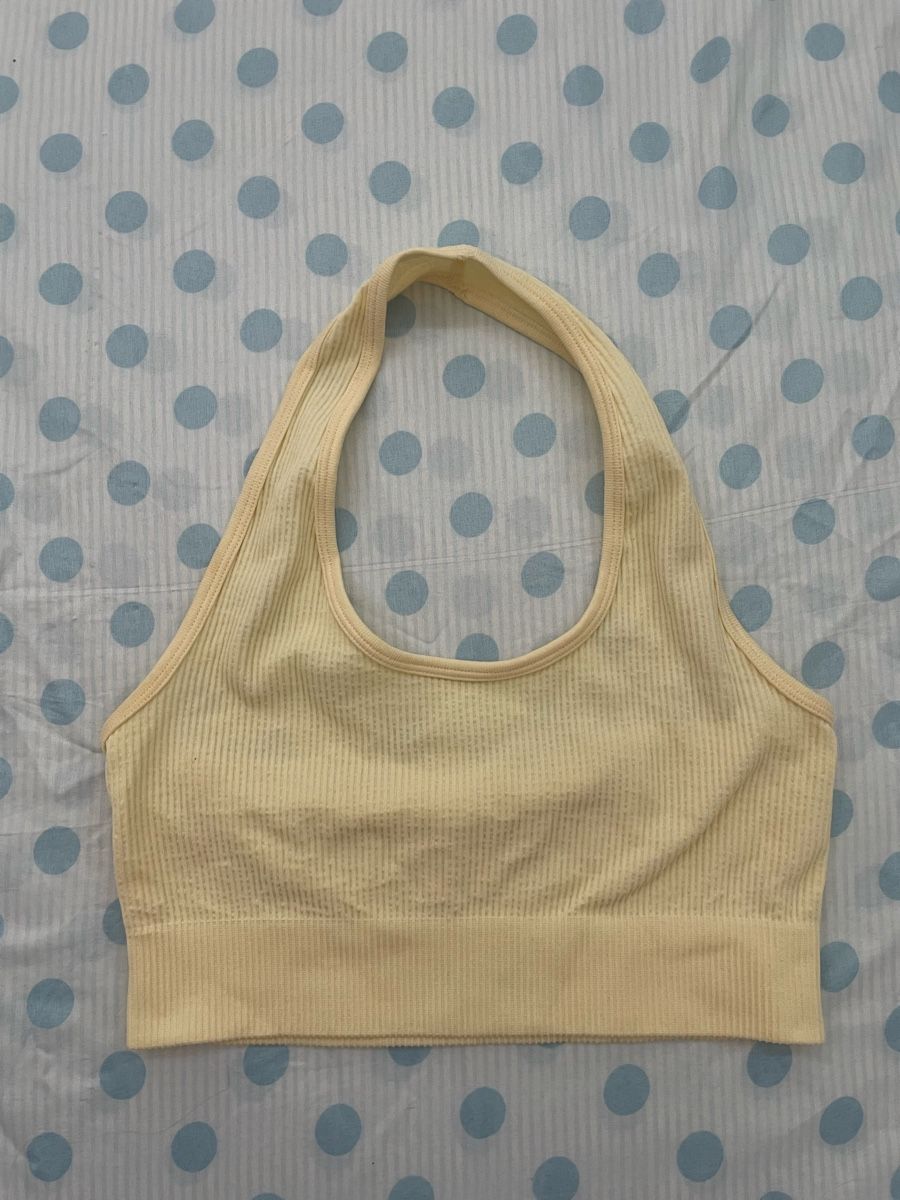 Tops: Halter Tops – Gebraucht aus Wohlenschwil von chi_k9ds 3