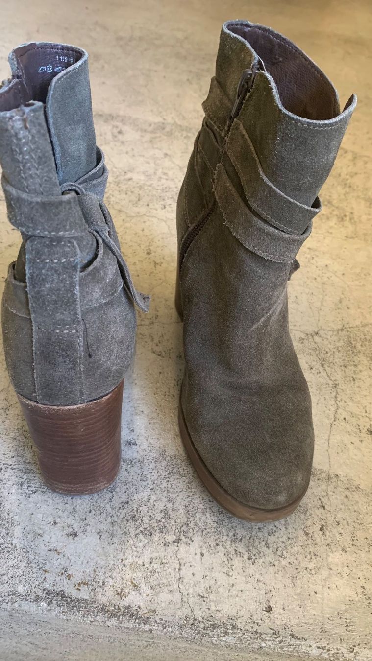 Scarpe da donna: Stiefeletten grün Gr37 – Usato da Biel-Benken BL venduto da BelginE