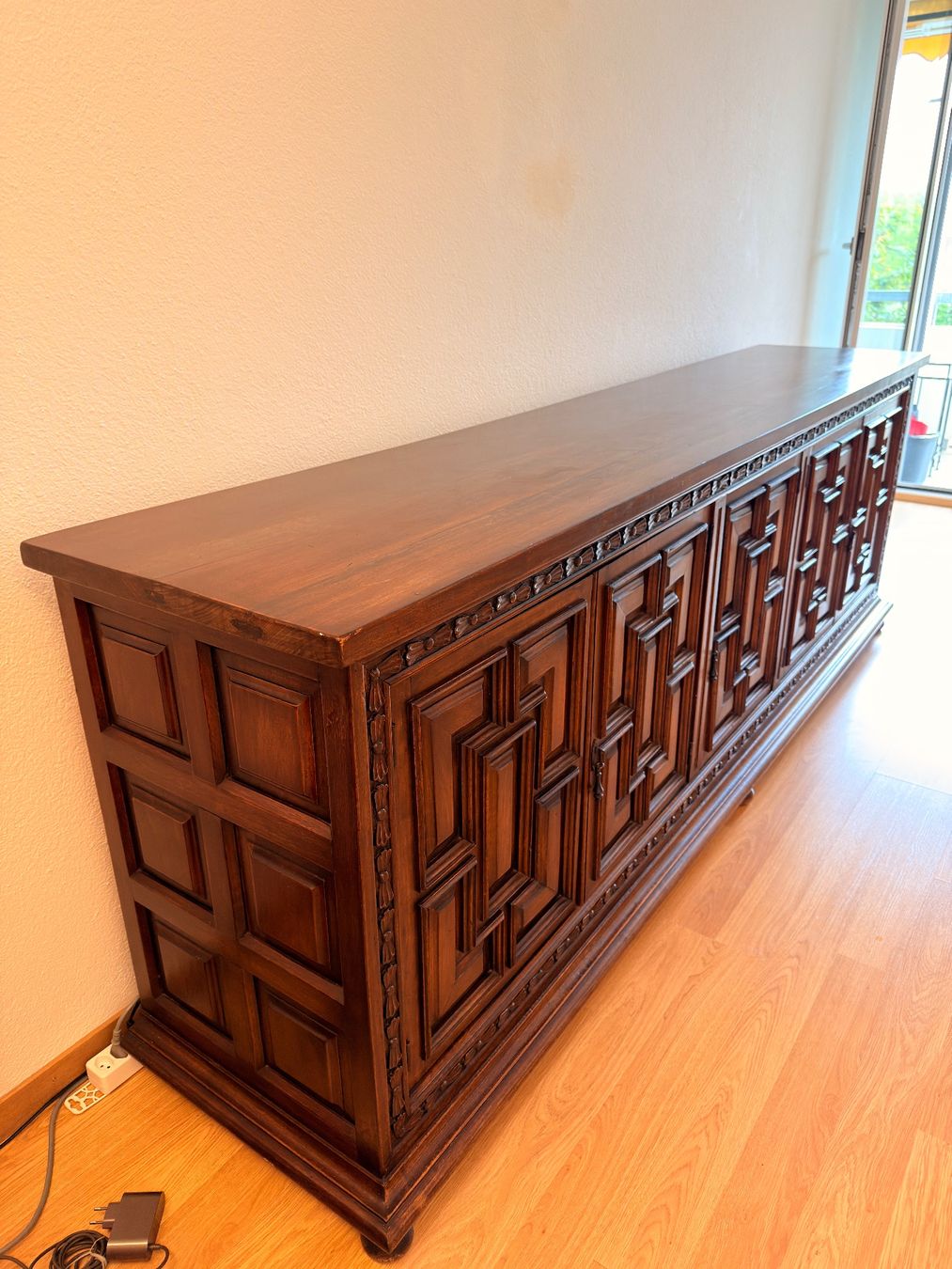 Credenze: Antikes Buffet / Sideboard aus Massivholz – Usato da Ittigen venduto da dal_jj57 2