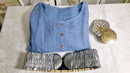 Sommerkleid Leinen blau Grösse 44 mit 2 Gürtel