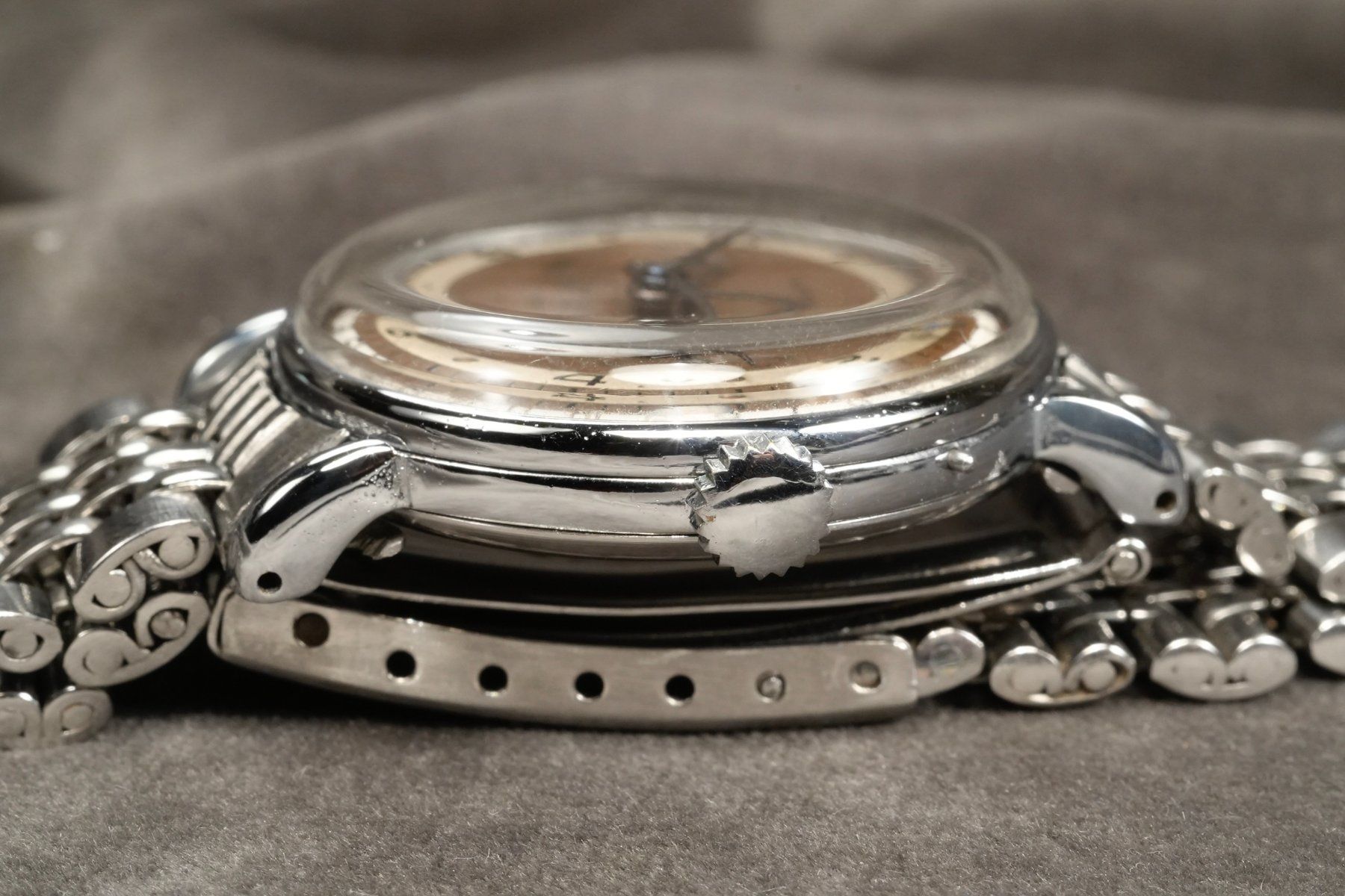Record Orologi: Aureus - Record - Datofix Triple Date Calendar Vintage Watch – Usato da Morcote venduto da chronoservice 7