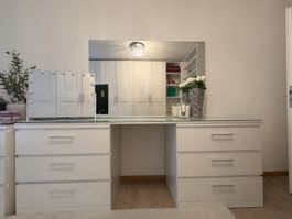 Schminktisch Weiss mit grossem Spiegel