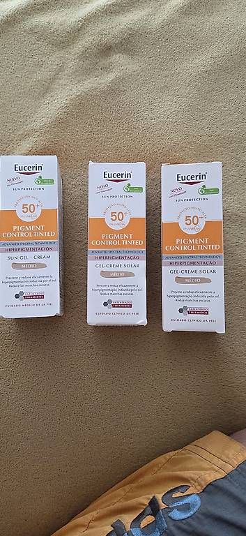 Maquillage: Eucerin Pigment Control Tinted – Neuf avec emballage d'origine à Thal par Hitsch05