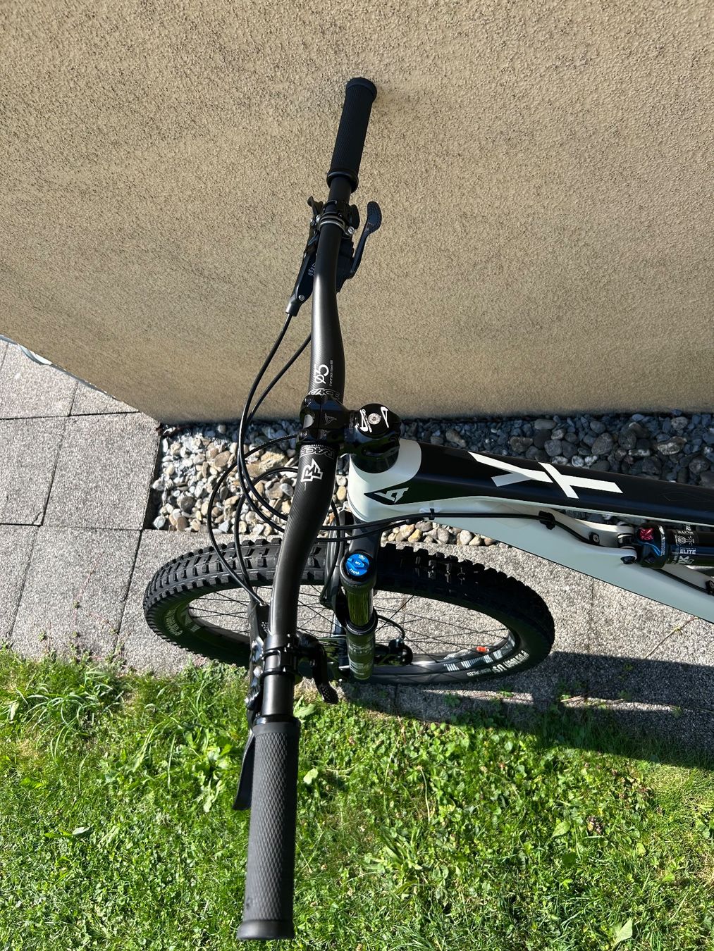 YT Biciclette: YT Jeffsy 27 CF Pro 2018 - Grösse M – Usato da Maienfeld venduto da Rocla 5